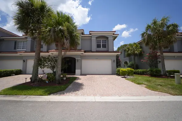 2202 SW Cape Cod Drive, Port St Lucie, FL 34953