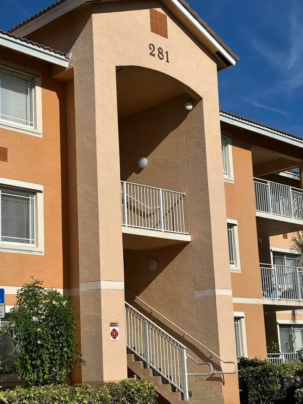 281 SW Palm Drive #201, Port St Lucie, FL 34986