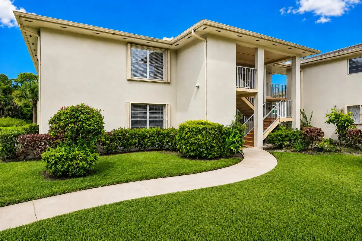 1 Lake Vista Trail #207, Port Saint Lucie, FL 34952 - #1
