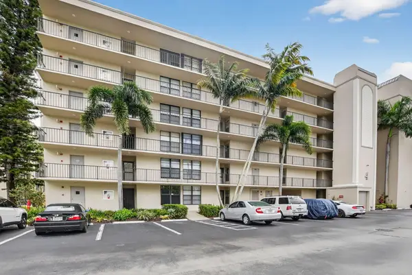 4 Royal Palm Way #601, Boca Raton, FL 33432