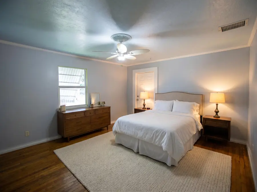 915 N E Street, Lake Worth Beach, FL 33460 - #3