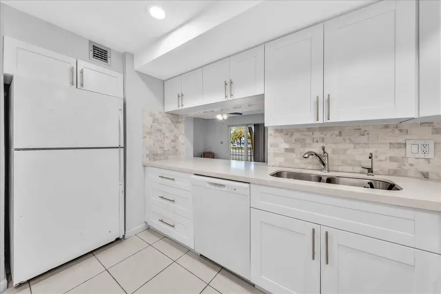 3909 N Ocean Boulevard #113, Fort Lauderdale, FL 33308 - #2