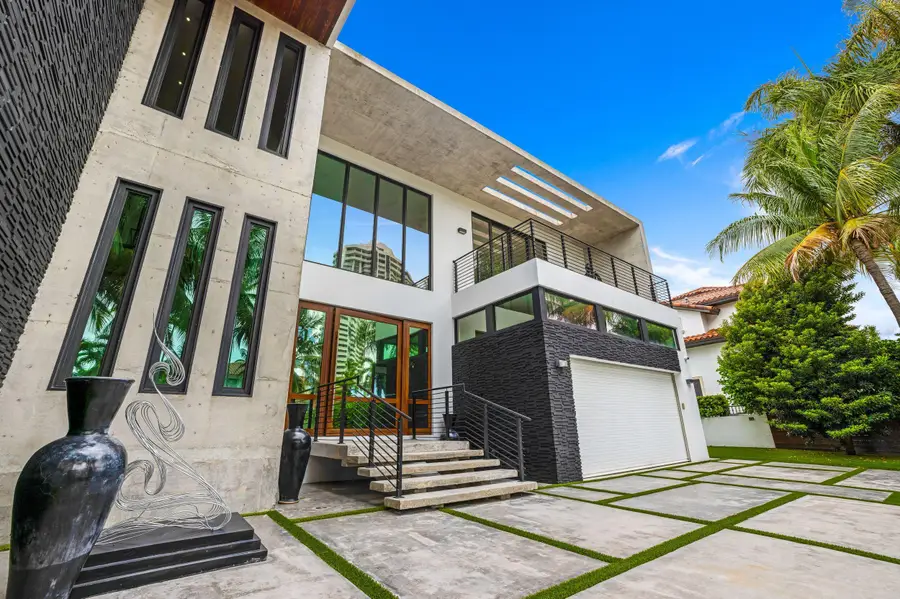 3462 NE 171st Street, North Miami Beach, FL 33160 - #2