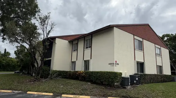 4969 Sable Pine Circle #D2, West Palm Beach, FL 33417