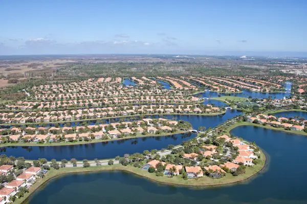 7735 Pine Island Way, West Palm Beach, FL 33411