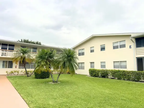 124 E Andover E #124, West Palm Beach, FL 33417