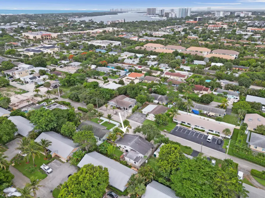 1947 Holman Drive, North Palm Beach, FL 33408 - #2