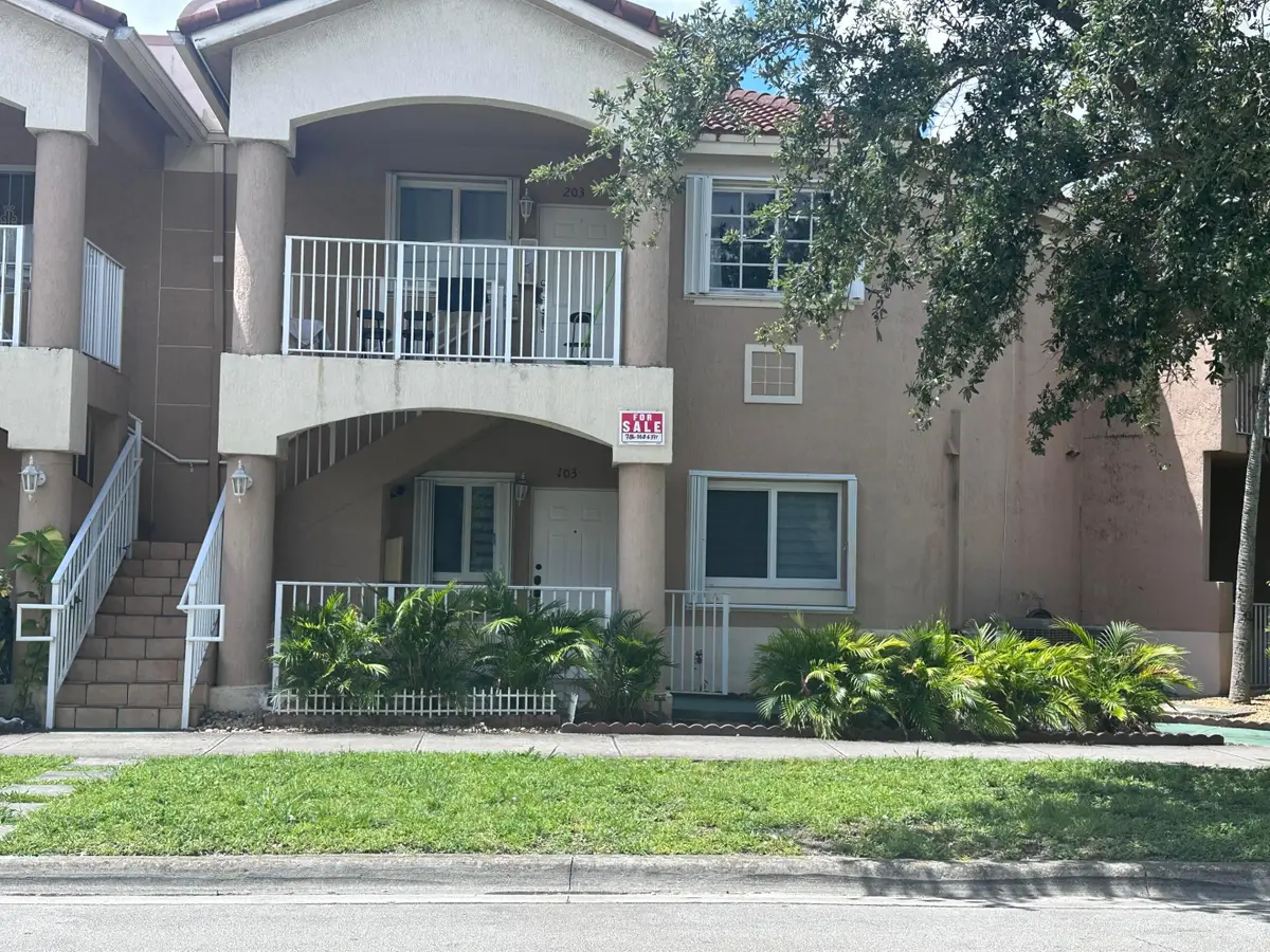 300 E 4th Street #103, Hialeah, FL 33010 - #1