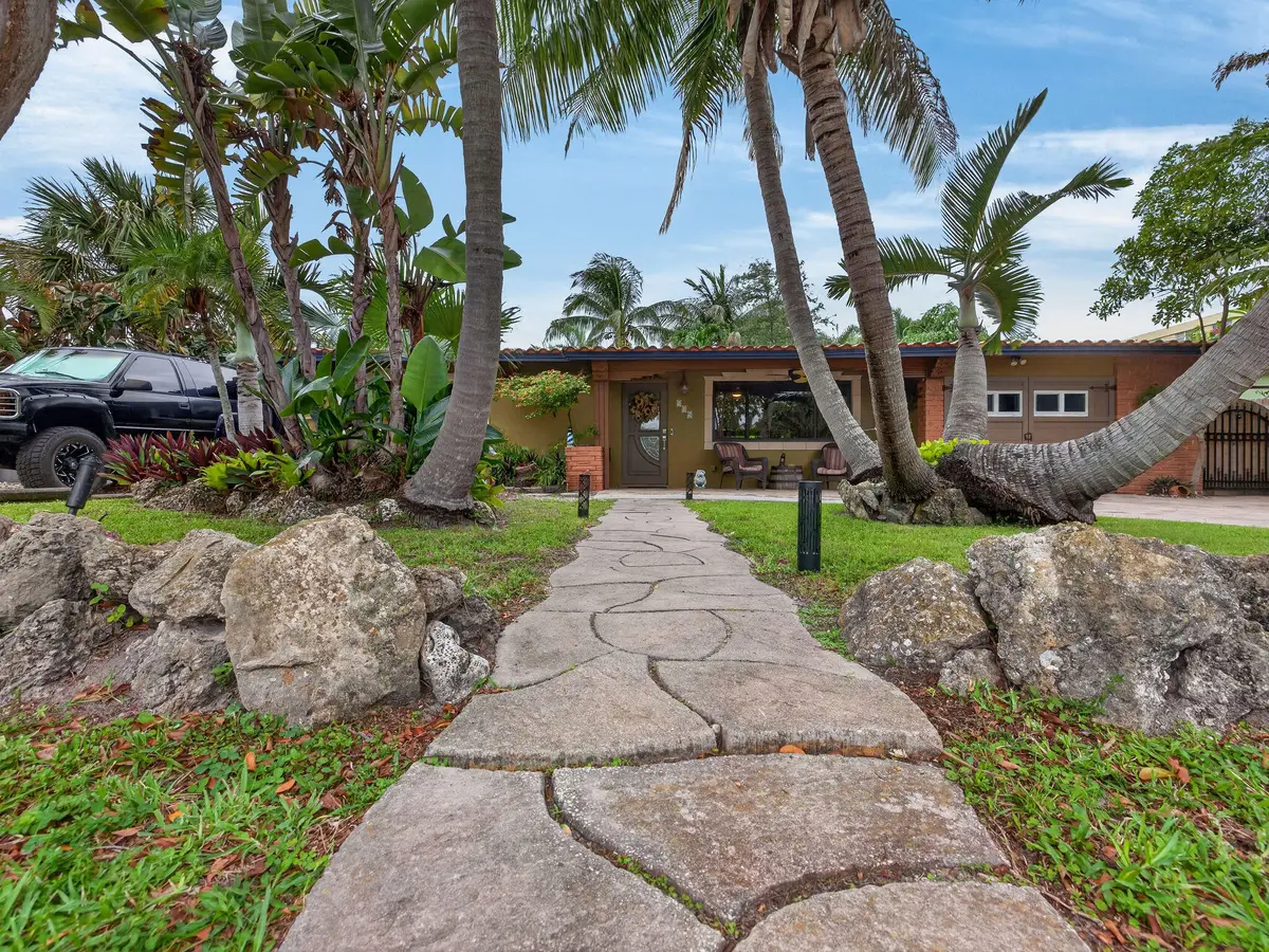 949 NE 25th Avenue, Pompano Beach, FL 33062 - #1