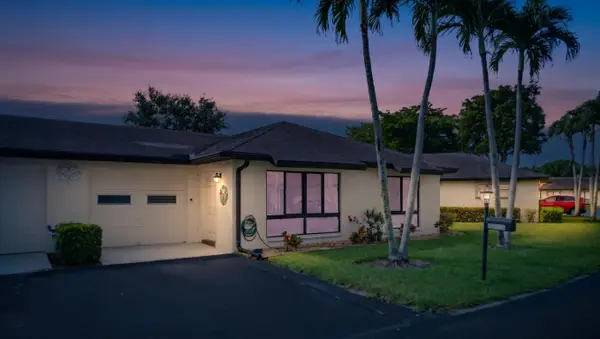 4854 Equestrian Circle #Apt B, Boynton Beach, FL 33436
