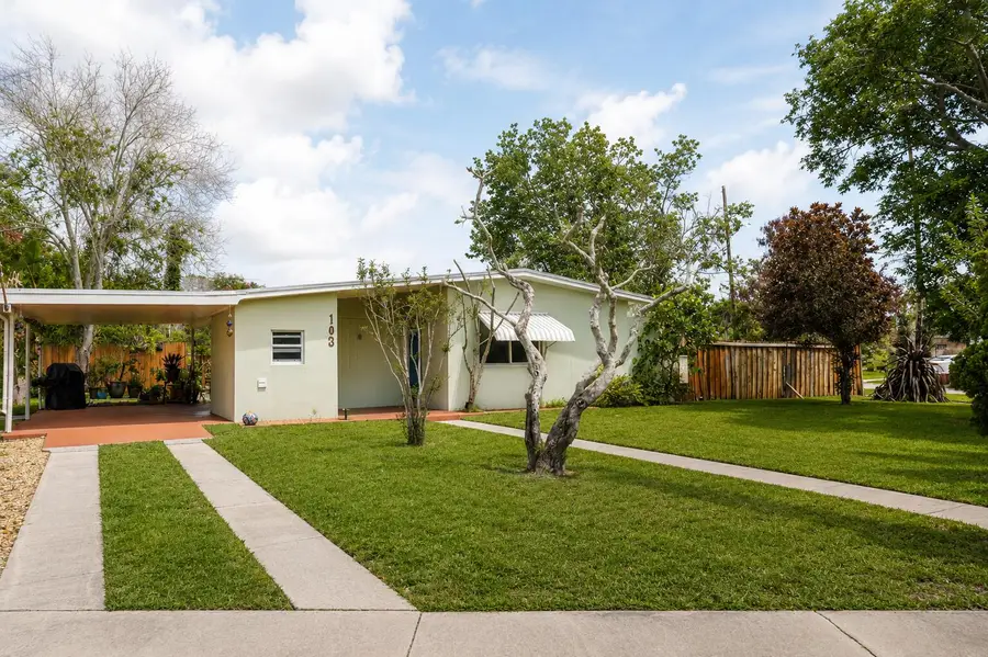 103 SE Bonita Court, Port Saint Lucie, FL 34983 - #2