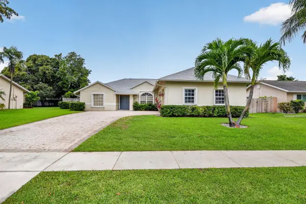 1163 Essex Drive, Wellington, FL 33414