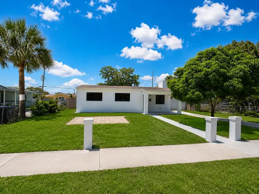 235 SW 21st Way, Fort Lauderdale, FL 33312 - #2