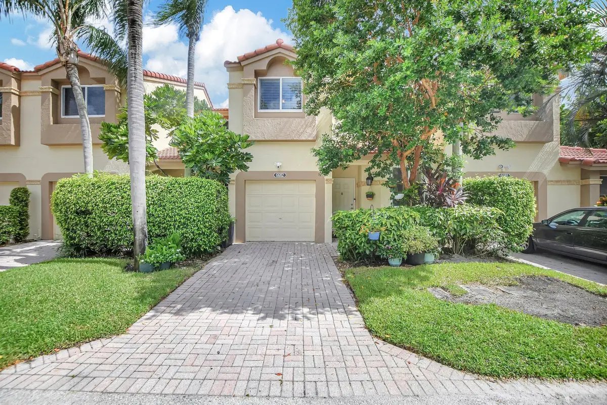 6682 Via Regina, Boca Raton, FL 33433 - #1