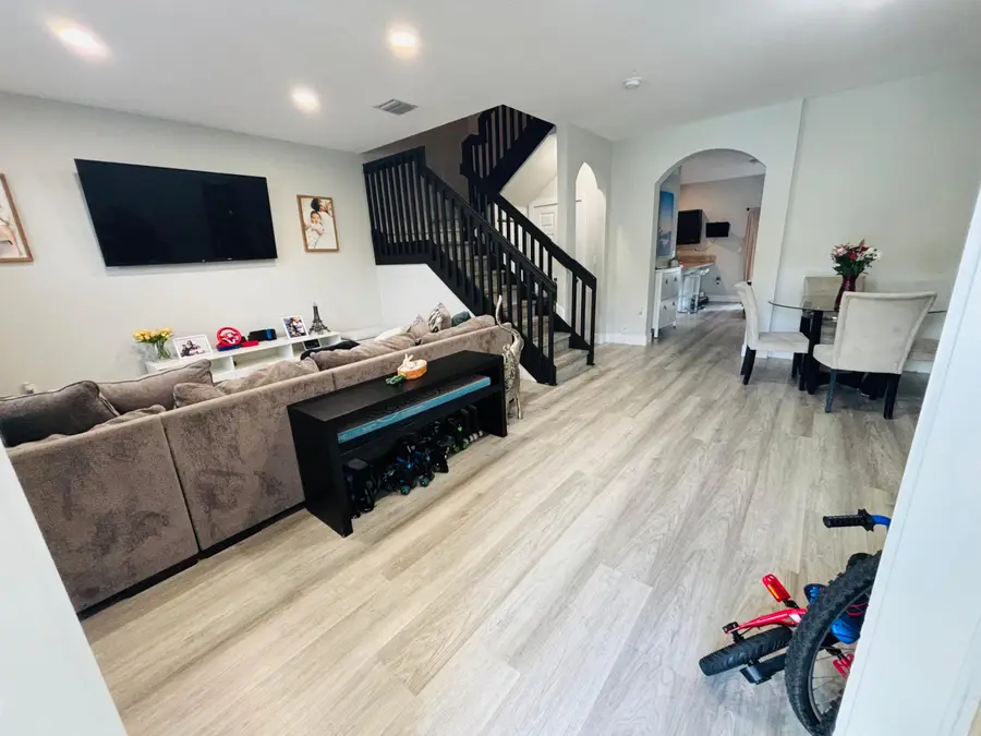 9326 W 33rd Lane, Hialeah, FL 33018 - #3