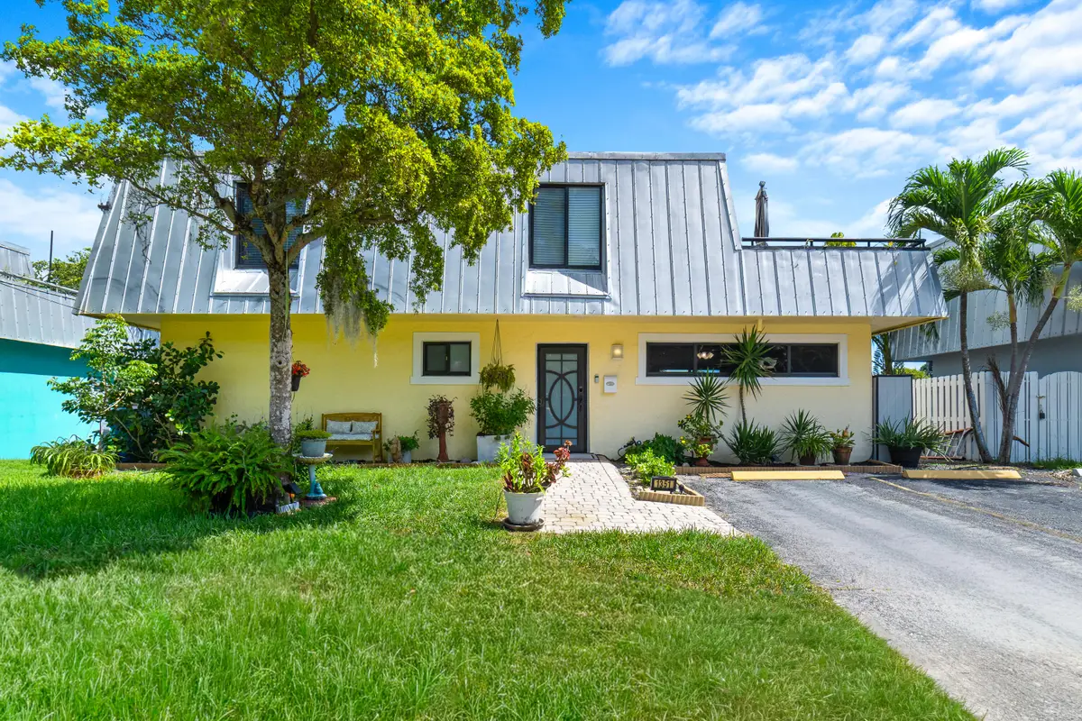 1351 NE 40th Place, Oakland Park, FL 33334 - #1