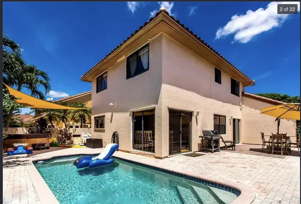 523 NW 38th Terrace, Deerfield Beach, FL 33442
