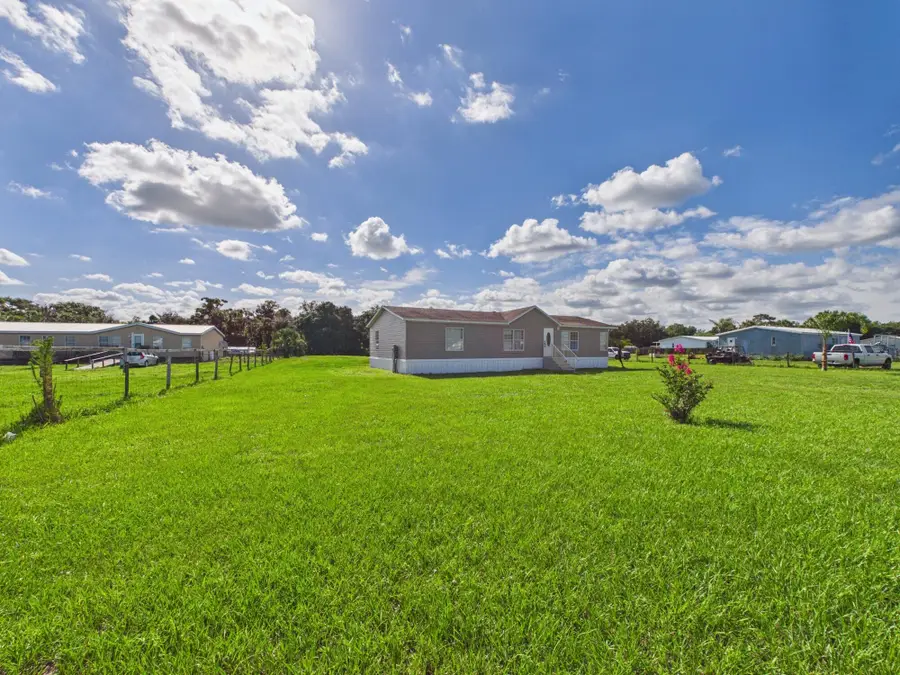 17090 NW 38th Avenue, Okeechobee, FL 34972 - #2