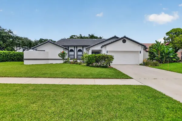 19700 Sedgefield Terrace, Boca Raton, FL 33498