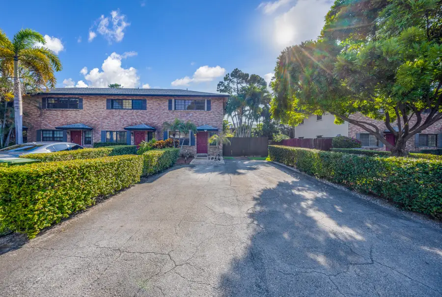 2124 NE 9th Avenue, Wilton Manors, FL 33305 - #2