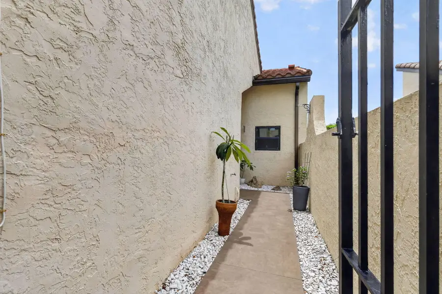 1230 NW 22nd Avenue, Delray Beach, FL 33445 - #3