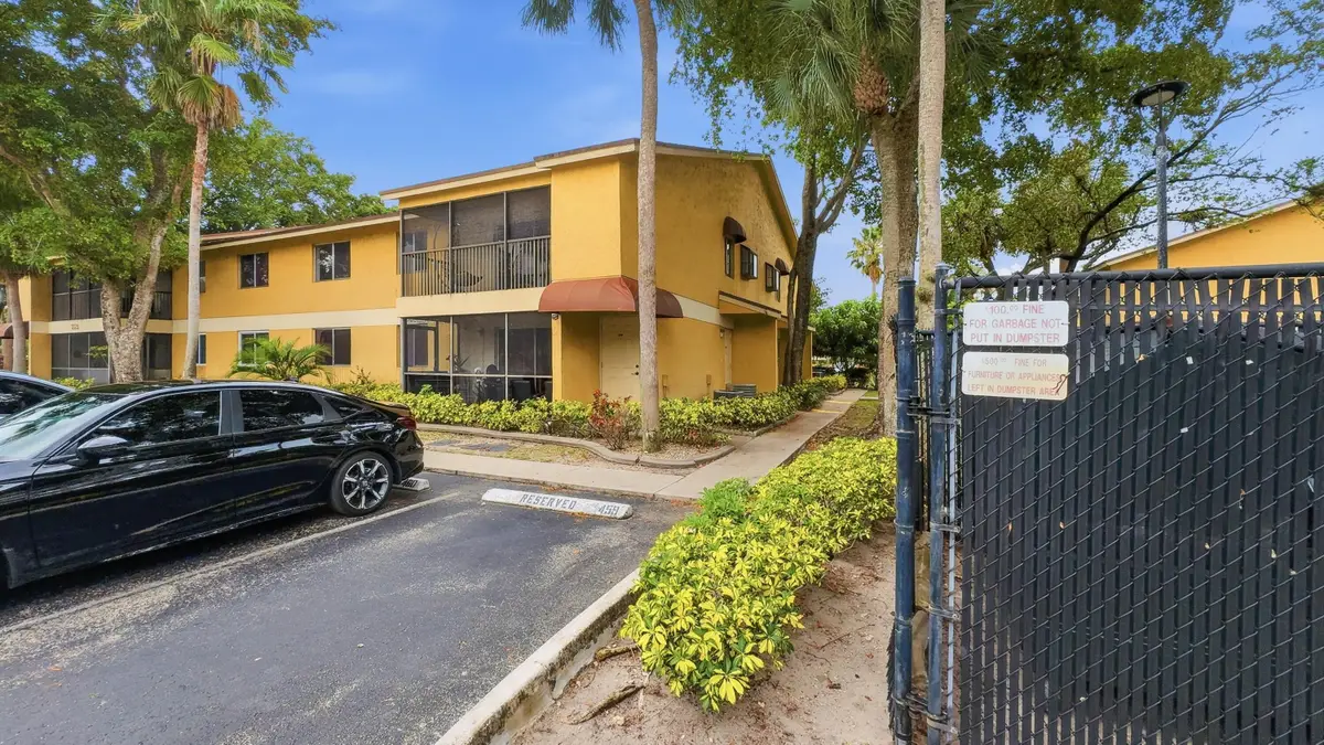 3031 N Oakland Forest Drive #201, Oakland Park, FL 33309 - #1