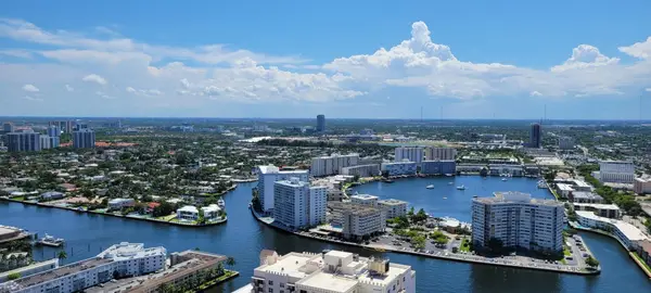 1850 S Ocean Drive #3806, Hallandale Beach, FL 33009