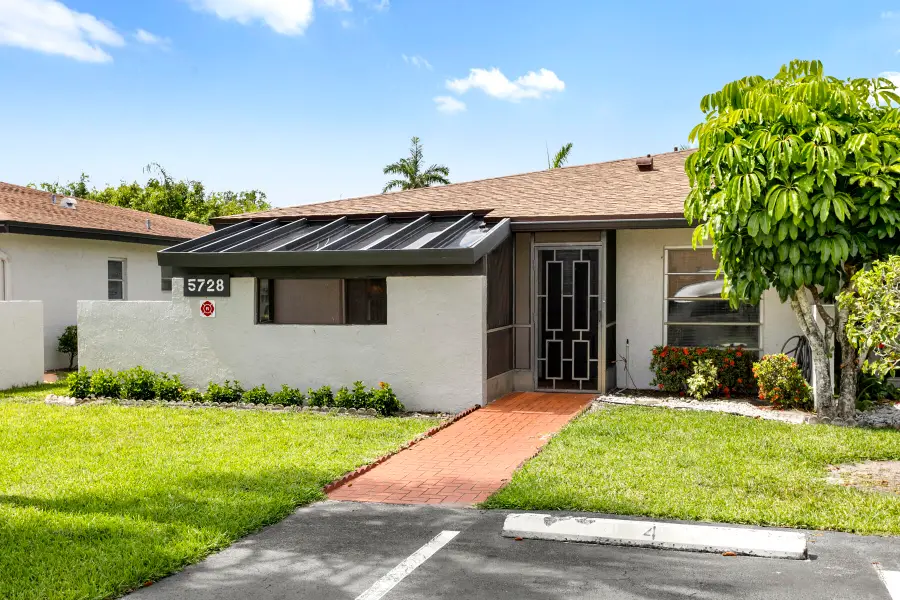 5728 Phoenix Palm Court, Delray Beach, FL 33484 - #2