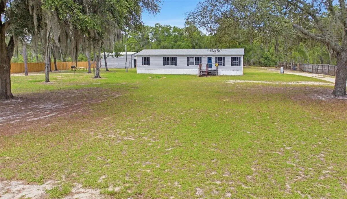 194 Keuka Road, Interlachen, FL 32148 - #1