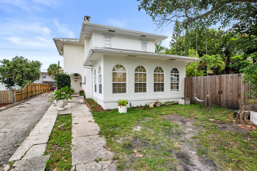 821 Omar Road, West Palm Beach, FL 33405 - #2
