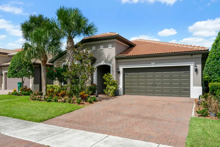 560 SE Monet Drive, Port Saint Lucie, FL 34984 - #2