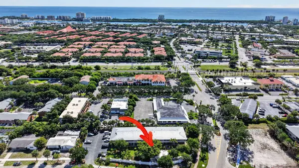 91 Willow Road #104, Tequesta, FL 33469