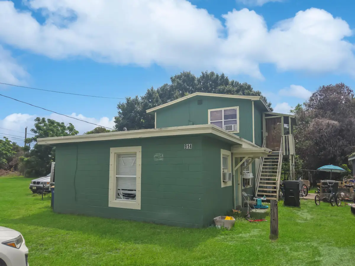 914 N 13th N Street, Fort Pierce, FL 34950 - #1