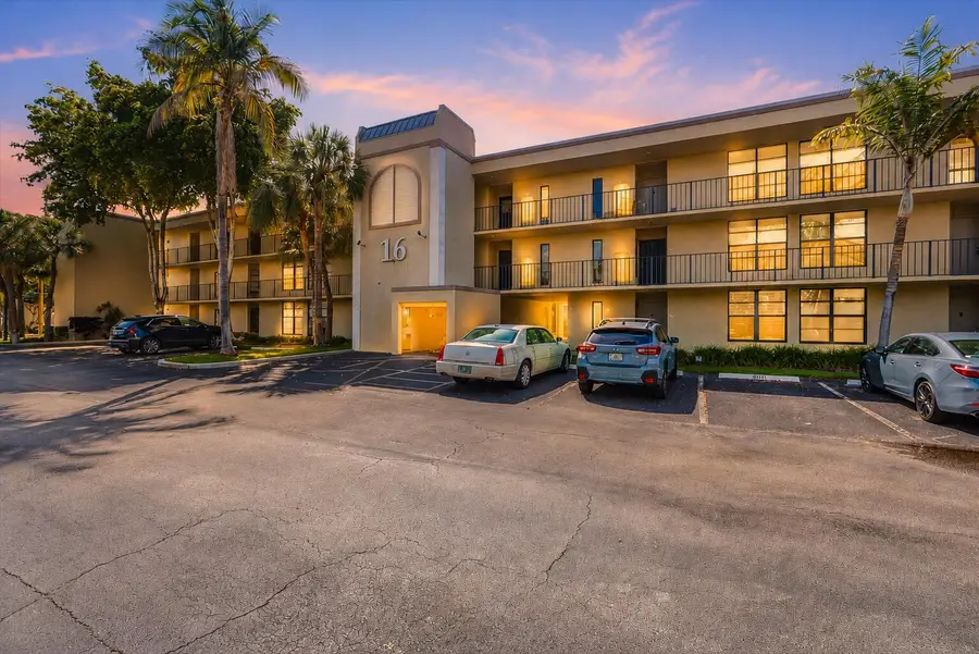 16 Royal Palm Way #205, Boca Raton, FL 33432 - #3
