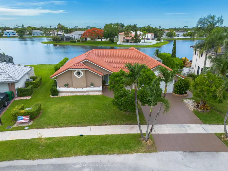 14211 Appalachian Trail, Davie, FL 33325 - #2