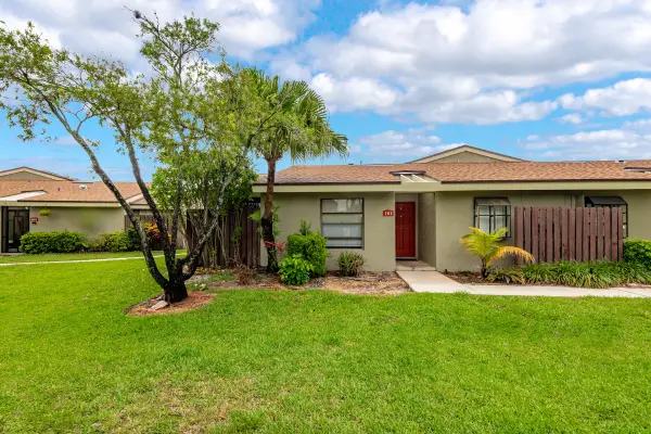 161 Meadows Drive #161, Boynton Beach, FL 33436