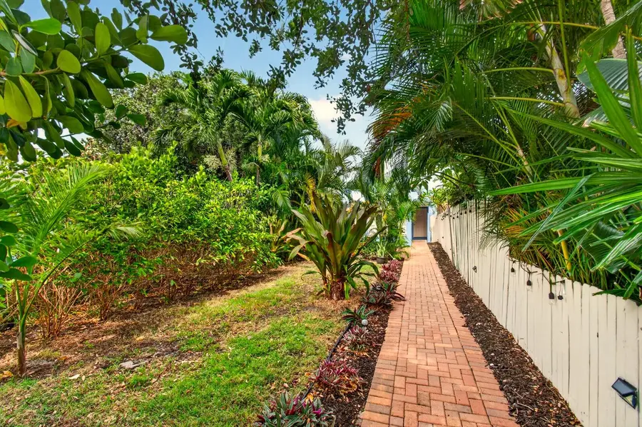 227 N M Street, Lake Worth Beach, FL 33460 - #2