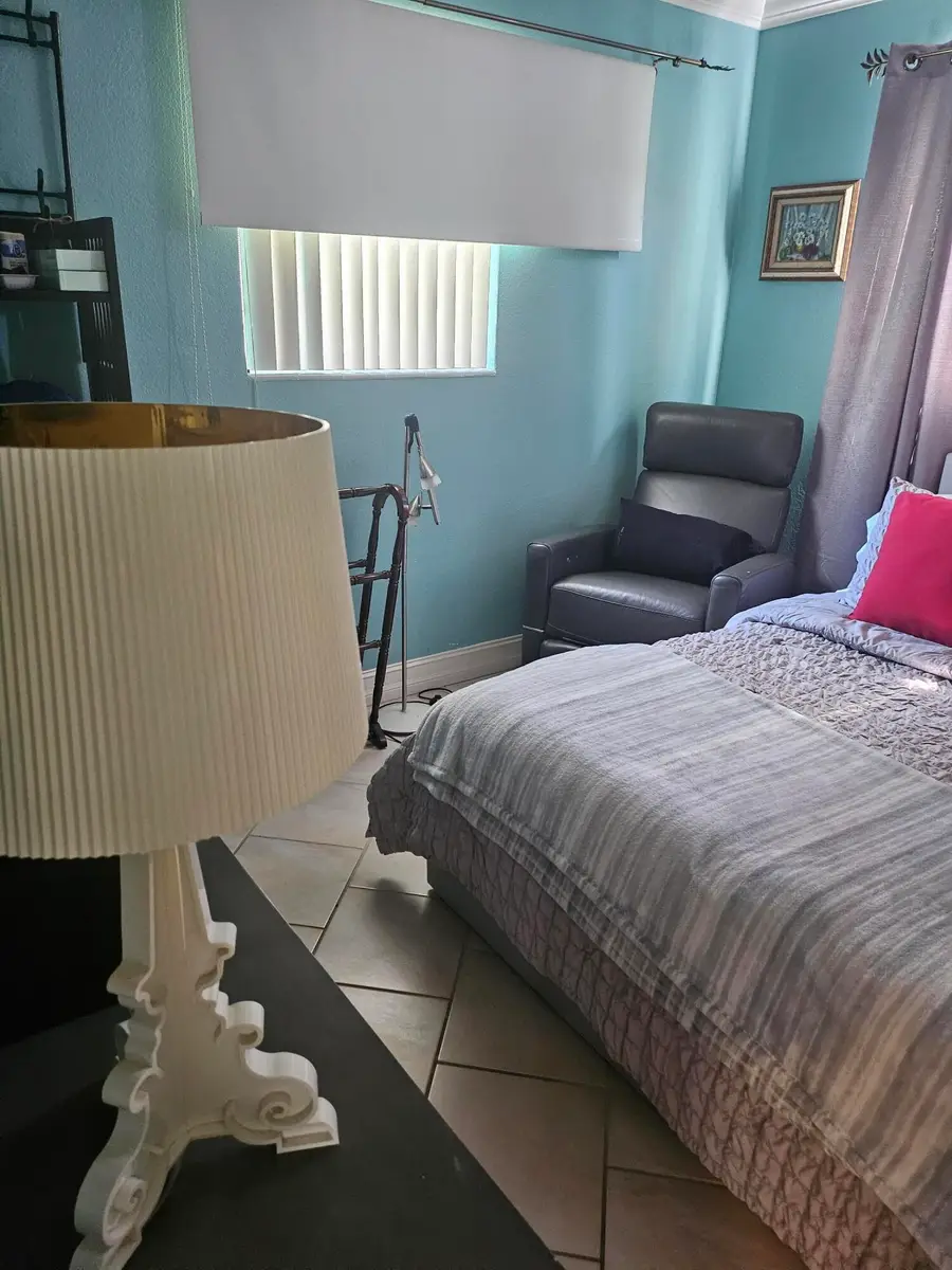1045 SE 15th Street #13c, Fort Lauderdale, FL 33316 - #2