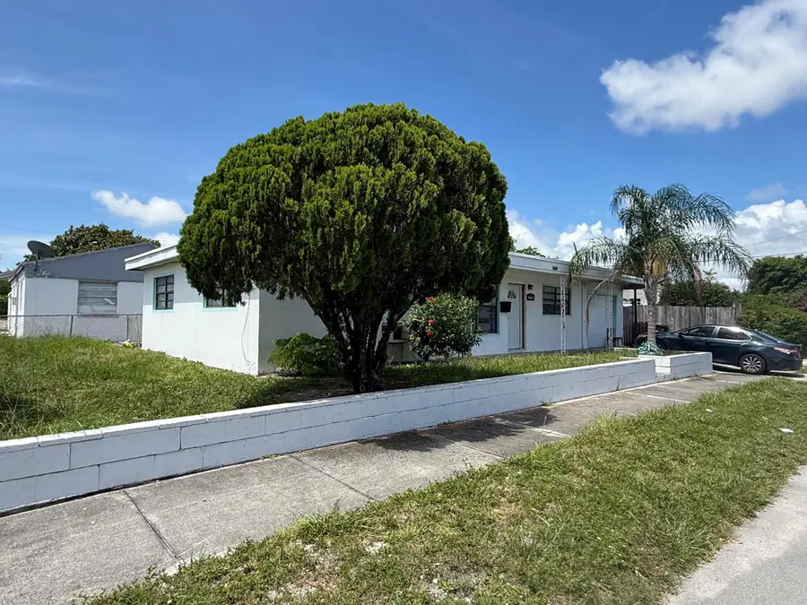 4801 Parker Avenue, West Palm Beach, FL 33405 - #3