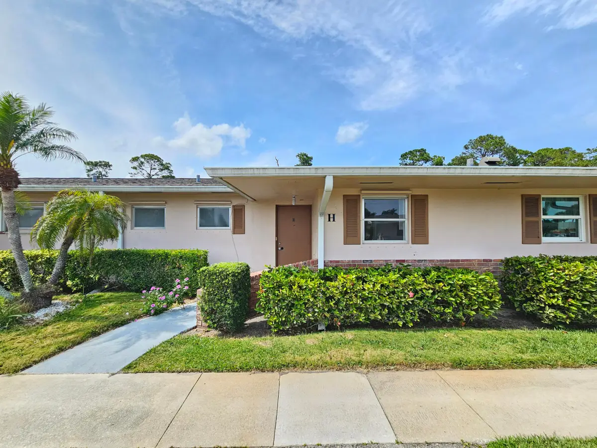 2521 Dudley Drive W #H, West Palm Beach, FL 33415 - #1
