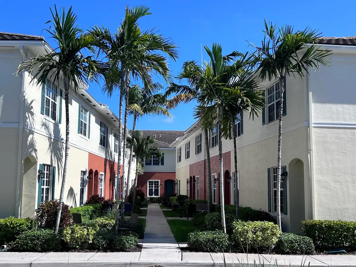 726 SW 1st Way, Pompano Beach, FL 33060 - #1