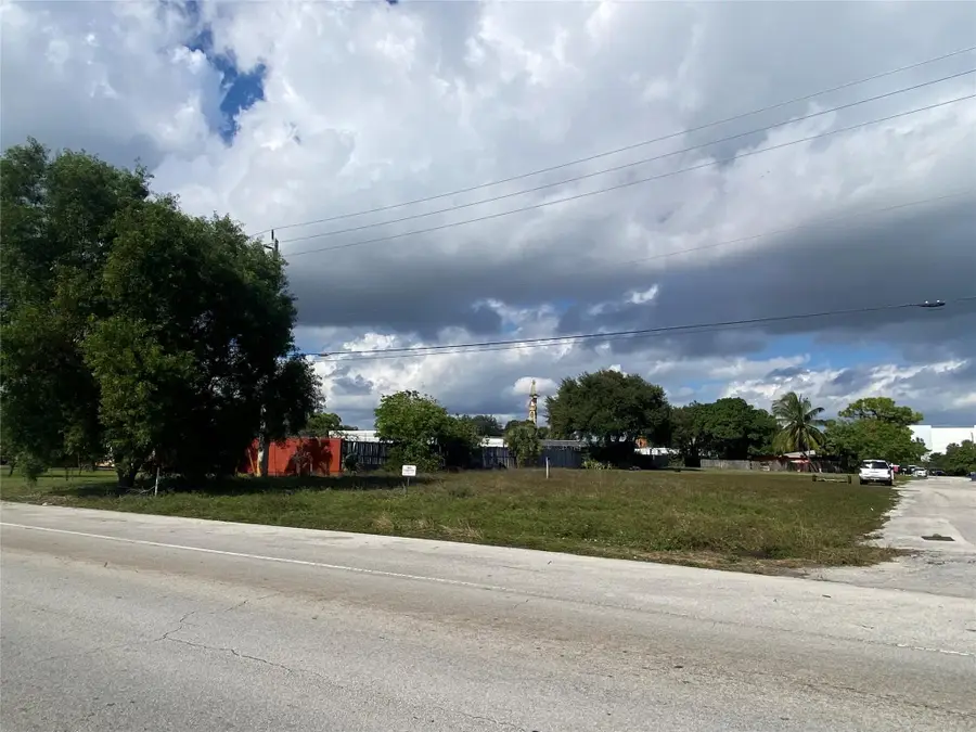 Nw 19 NW 19th Avenue, Pompano Beach, FL 33069 - #2