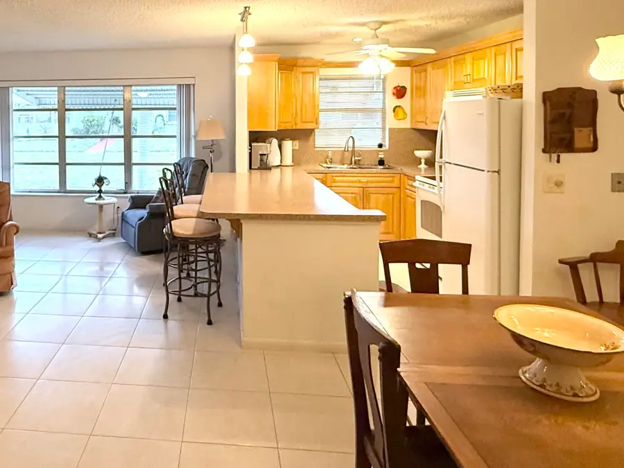 200 Pine Point Drive #B, Boynton Beach, FL 33435 - #3