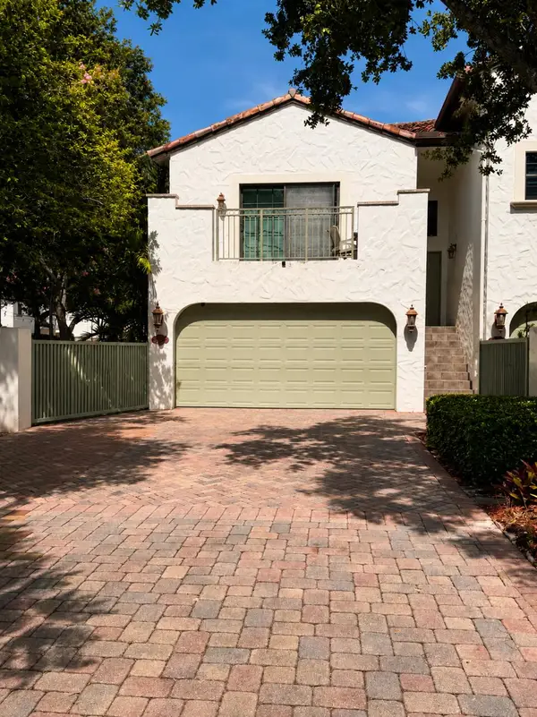 4400 Hidden Harbour Terrace, Dania Beach, FL 33312