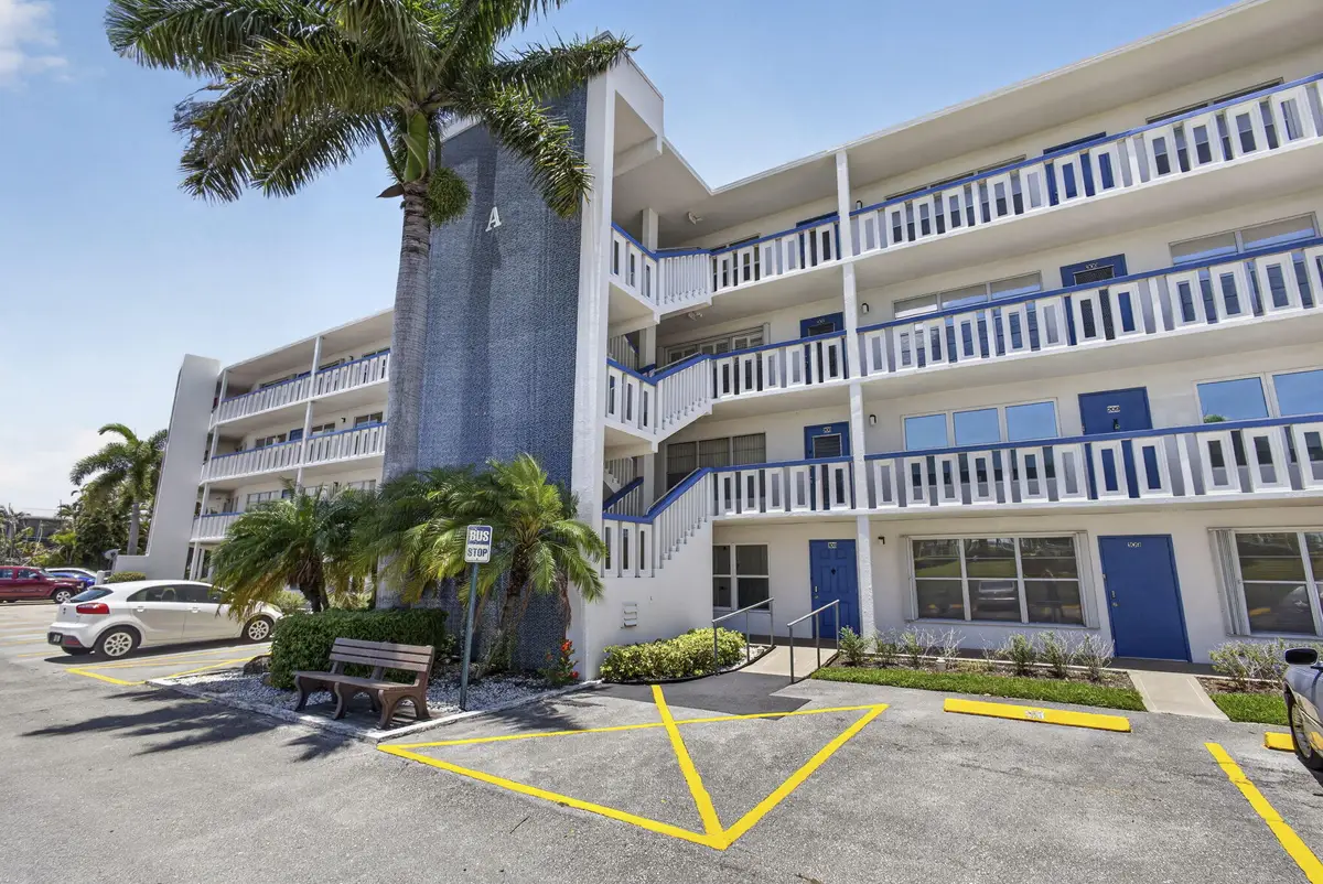 308 Greenbrier A, West Palm Beach, FL 33417 - #1