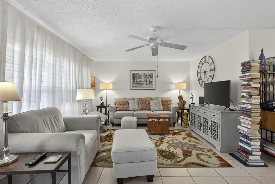 308 Greenbrier A, West Palm Beach, FL 33417 - #3
