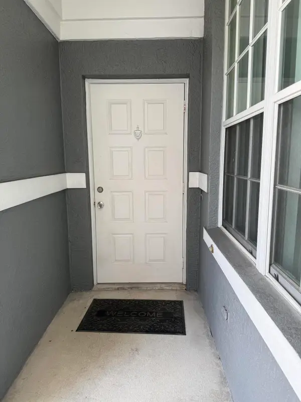 3829 Schoolhouse Rd Road E #3, Fort Myers, FL 33916