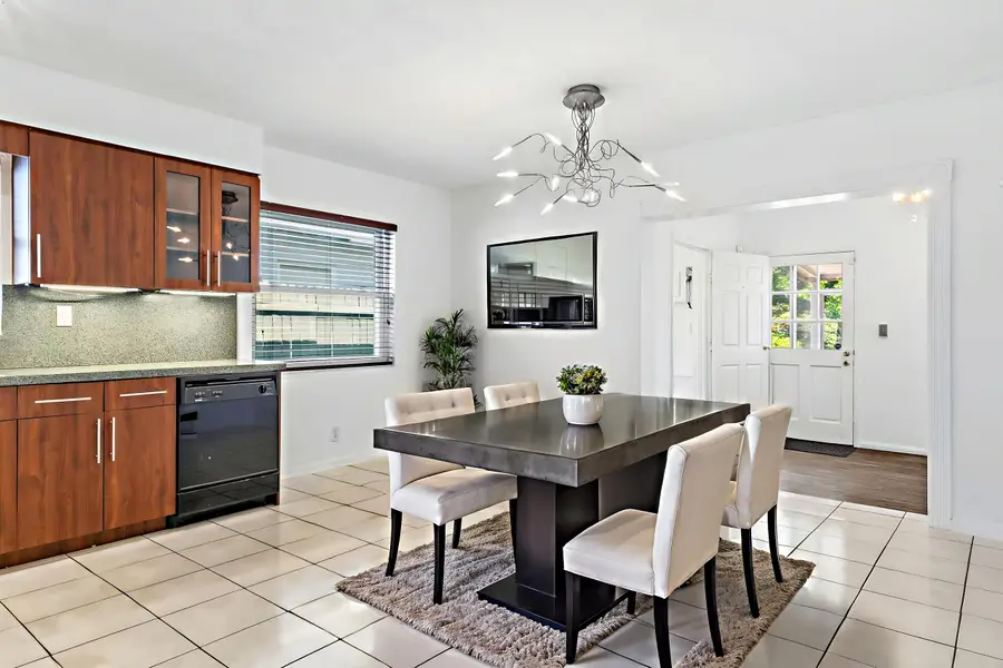 735 NE 34th Court, Oakland Park, FL 33334 - #3