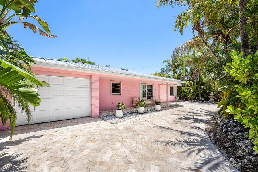 247 SE 3rd Avenue, Delray Beach, FL 33483 - #2