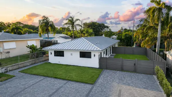 303 De Carie Street, Delray Beach, FL 33444